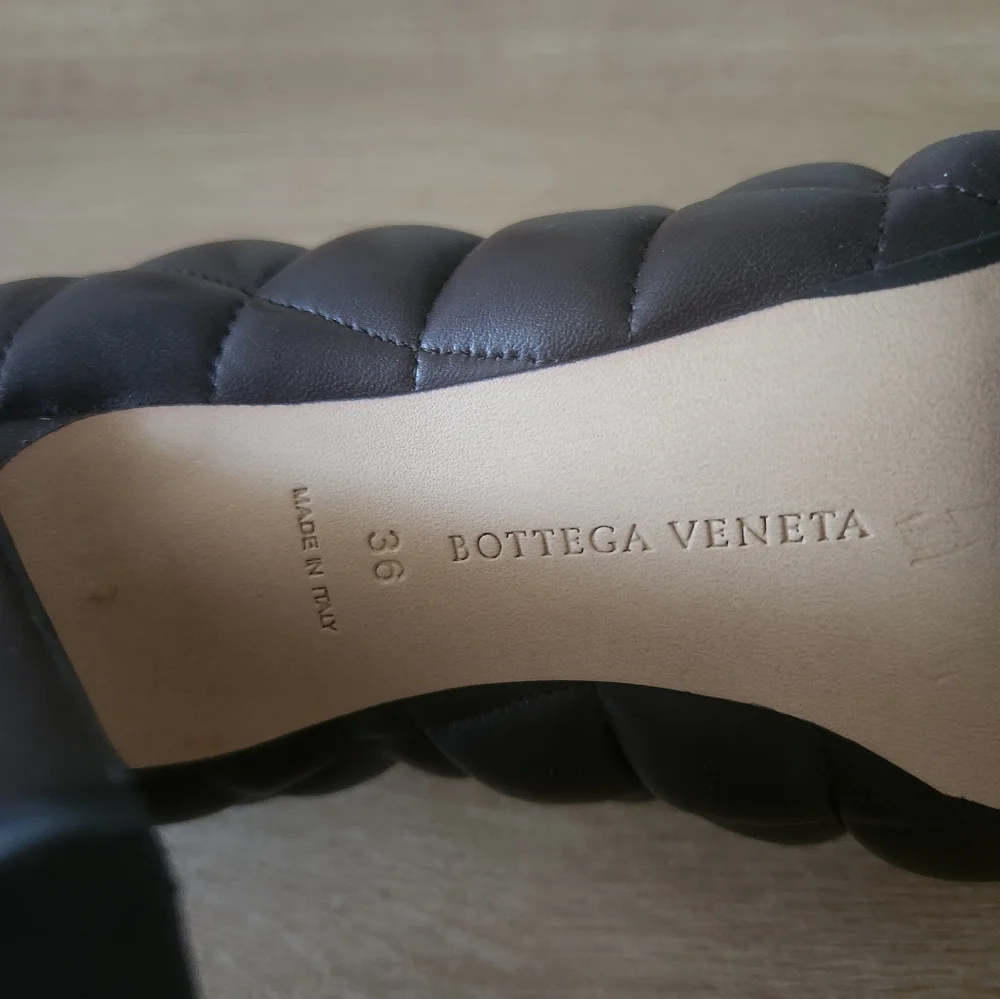 Bottega Veneta dark brown leather heel pump - Picture 6 of 7